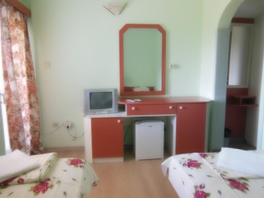 Hotel Ankor Kranevo Rom bilde